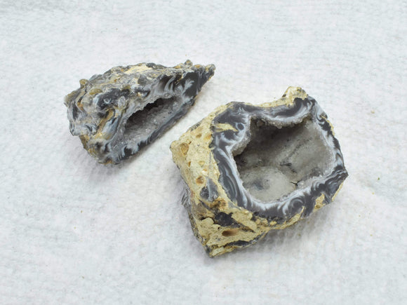 Agate Geode, Raw Crystal Geode, Agate Specimen, Natural Agate Druzy, 1piece-Gems:Assorted Shape-BeadBeyond